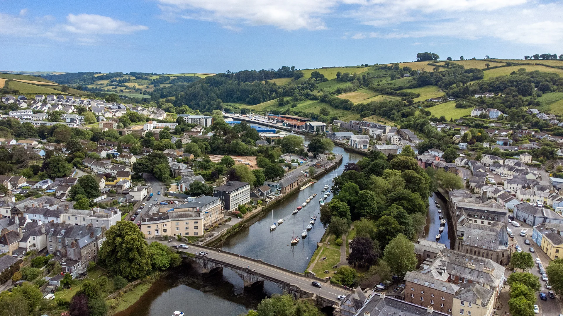 Holiday Cottages in Totnes, South Devon